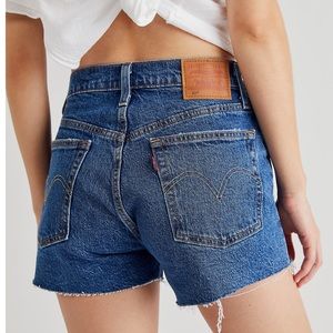 LEVIS 501 JEAN SHORTS